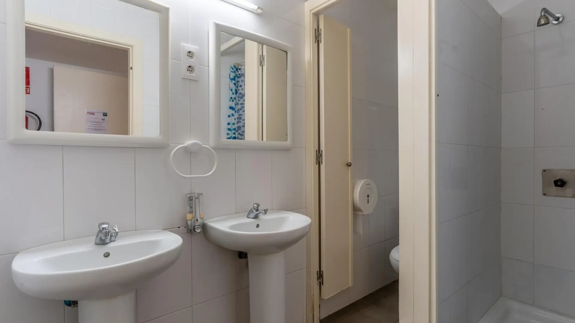 Bedcelona Gracia Hostel 바르셀로나